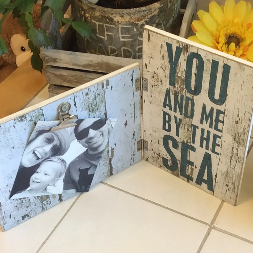 ‘Primitive by Kathy’ Nautical-Themed Clip Frame (#5)